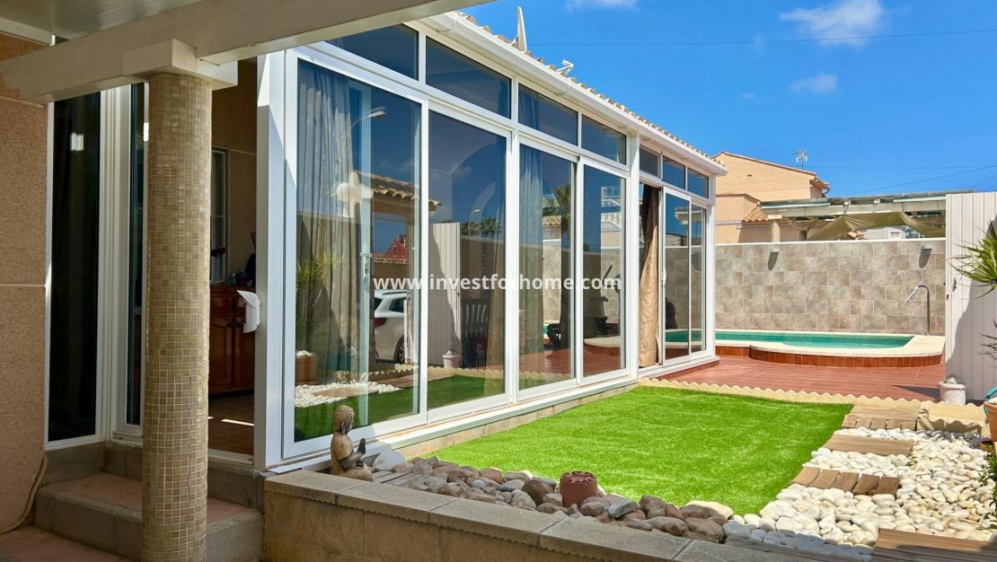 Reventa - Chalet - Torrevieja - La Siesta-El Chaparral