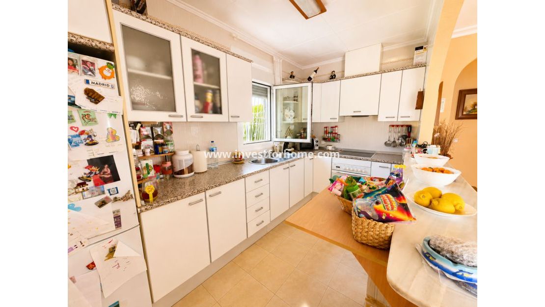 Reventa - Chalet - Torrevieja - La Siesta-El Chaparral