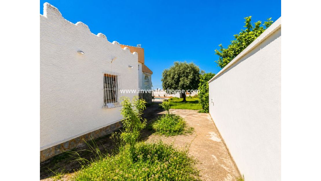 Reventa - Chalet - Torrevieja - La Siesta-El Chaparral