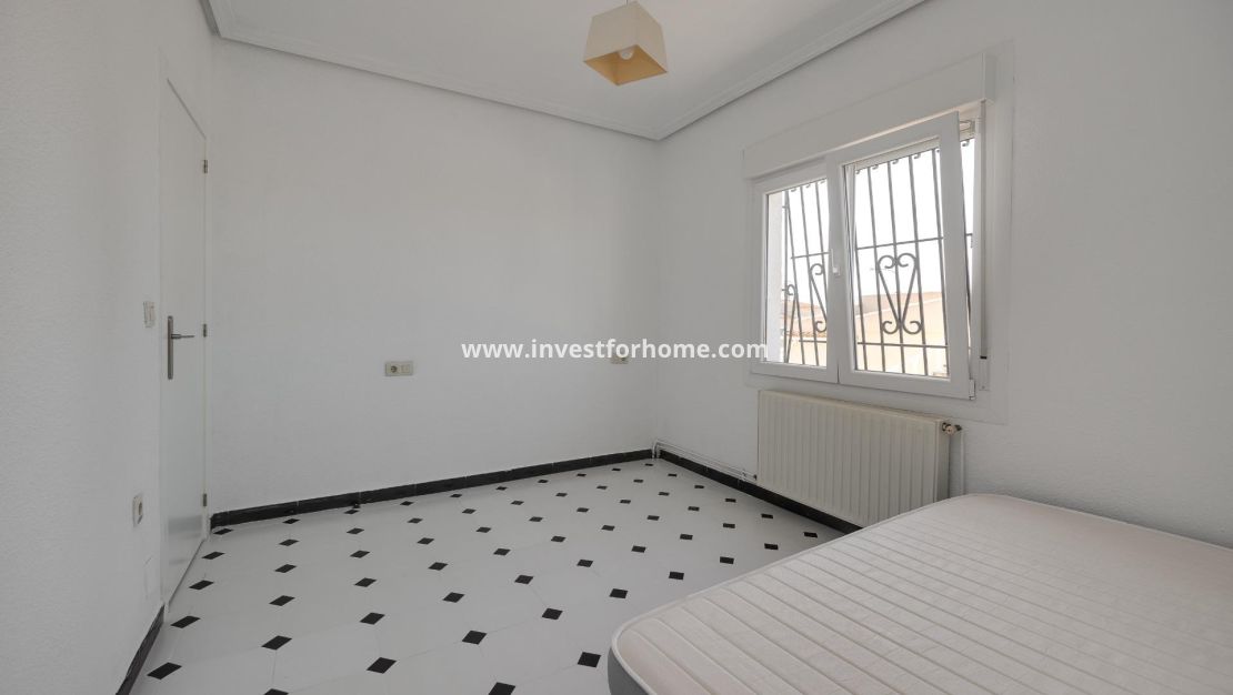 Reventa - Chalet - Torrevieja - La Siesta - El Salado - Torreta