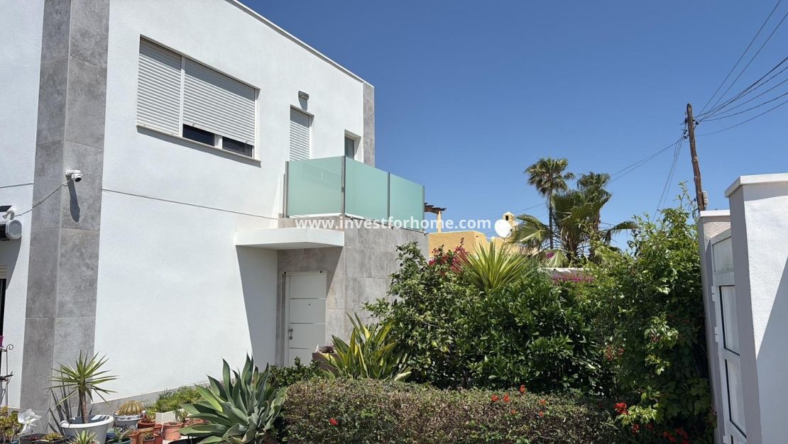 Reventa - Chalet - Torrevieja - La Siesta