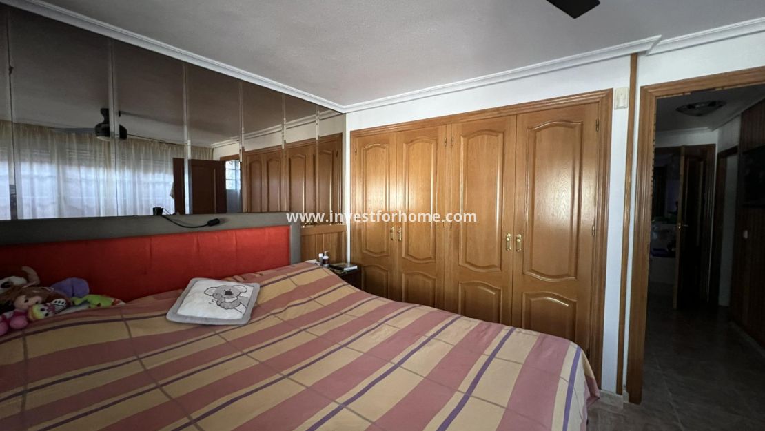 Reventa - Chalet - Torrevieja - Los Balcones