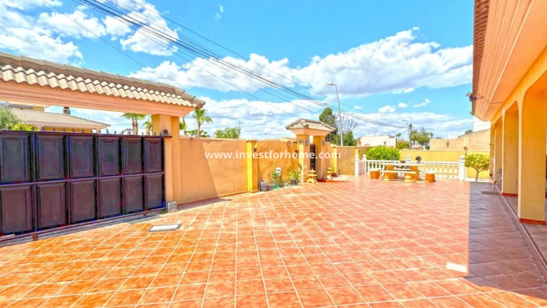 Reventa - Chalet - Torrevieja - Los Balcones