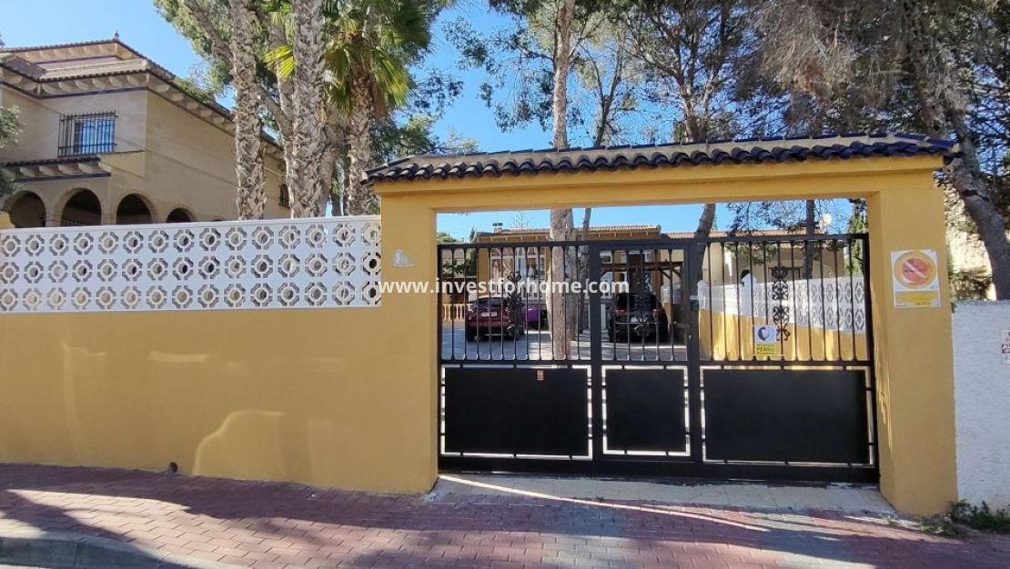 Reventa - Chalet - Torrevieja - Los Balcones