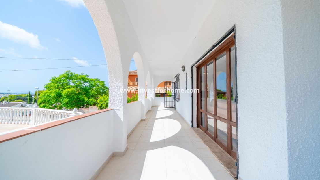 Reventa - Chalet - Torrevieja - Los Balcones