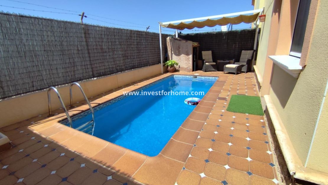 Reventa - Chalet - Torrevieja - Nueva Torrevieja - Aguas Nuevas