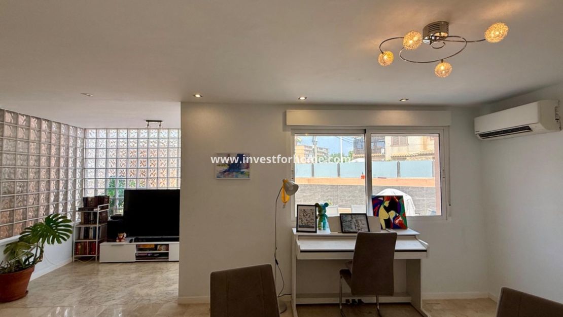 Reventa - Chalet - Torrevieja - Nueva Torrevieja - Aguas Nuevas