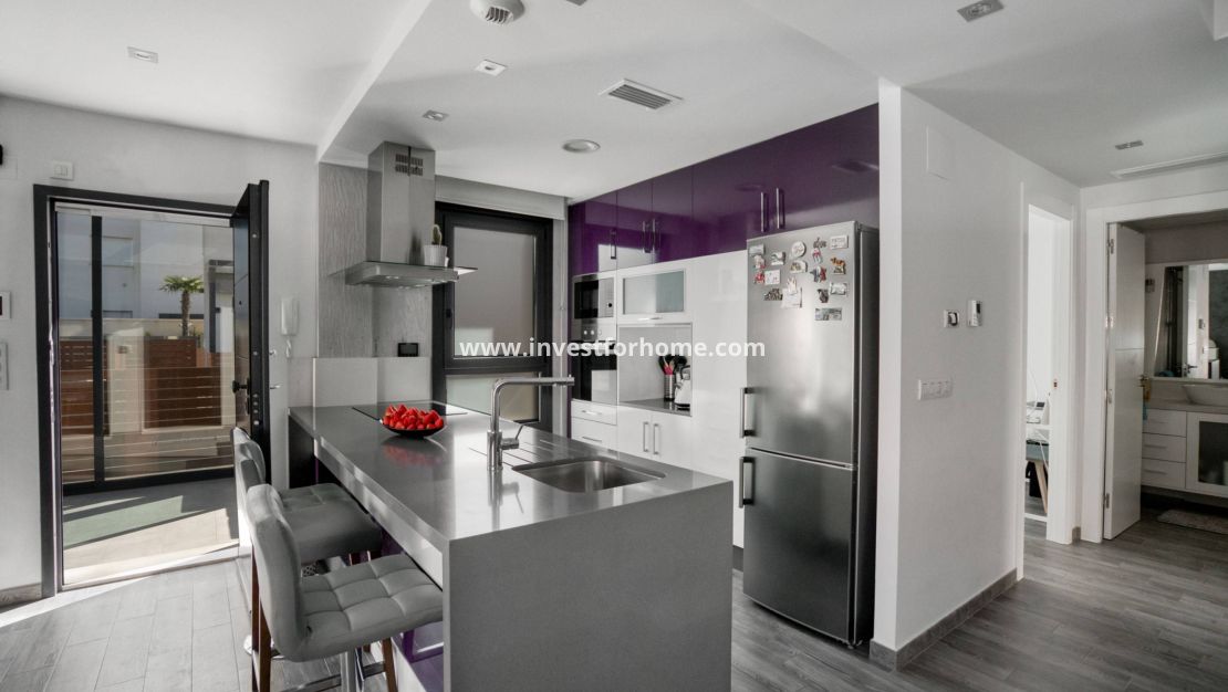 Reventa - Chalet - Torrevieja - Nueva Torrevieja - Aguas Nuevas