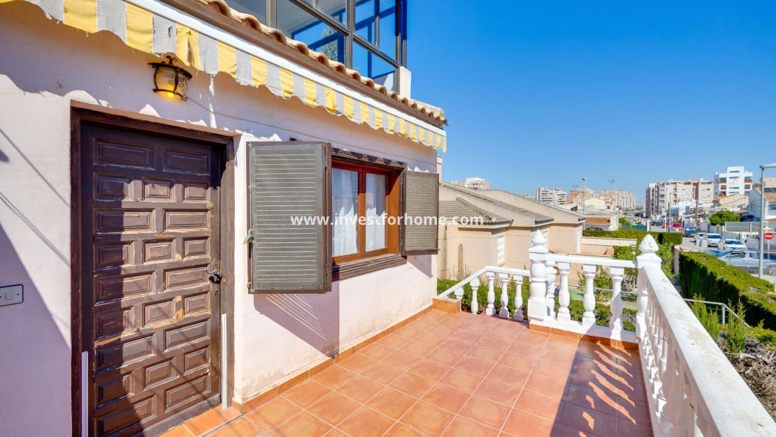 Reventa - Chalet - Torrevieja - Nueva Torrevieja - Aguas Nuevas