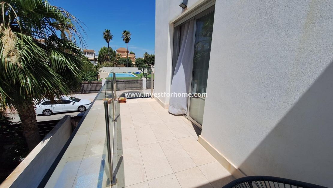 Reventa - Chalet - Torrevieja - Nueva Torrevieja - Aguas Nuevas