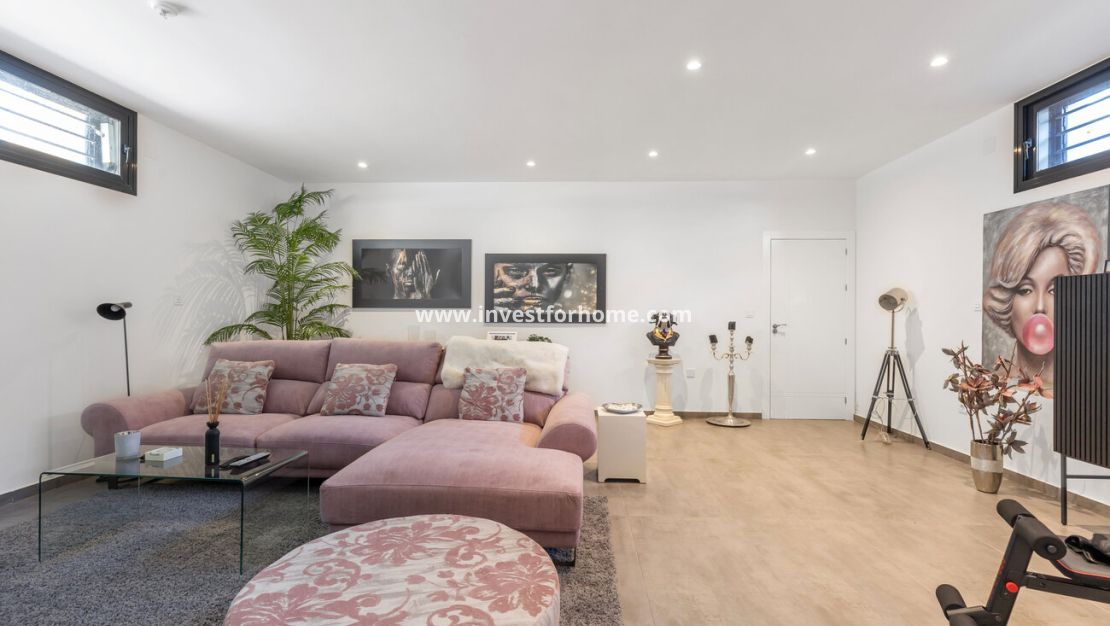 Reventa - Chalet - Torrevieja - Rosaleda