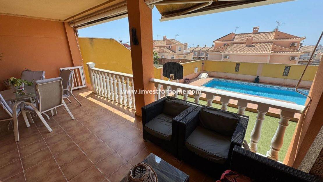 Reventa - Chalet - Torrevieja - Zona Los Frutales