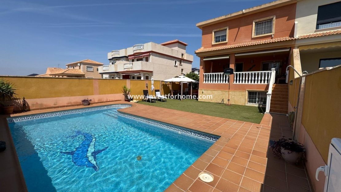 Reventa - Chalet - Torrevieja - Zona Los Frutales