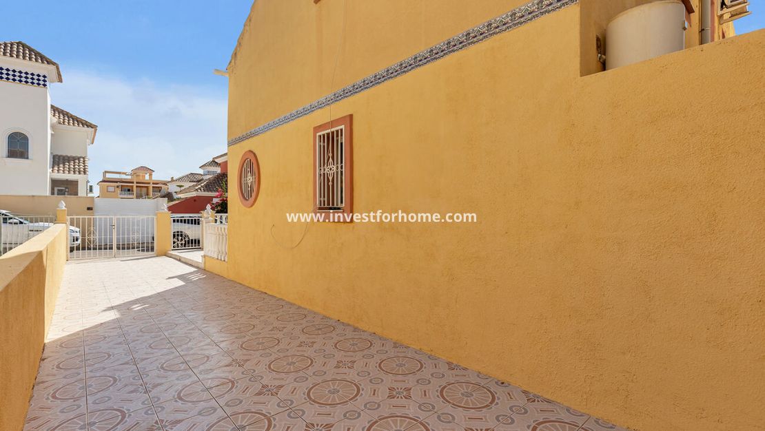 Reventa - Semi Detached Penthouse - Orihuela Costa - Costa Blanca