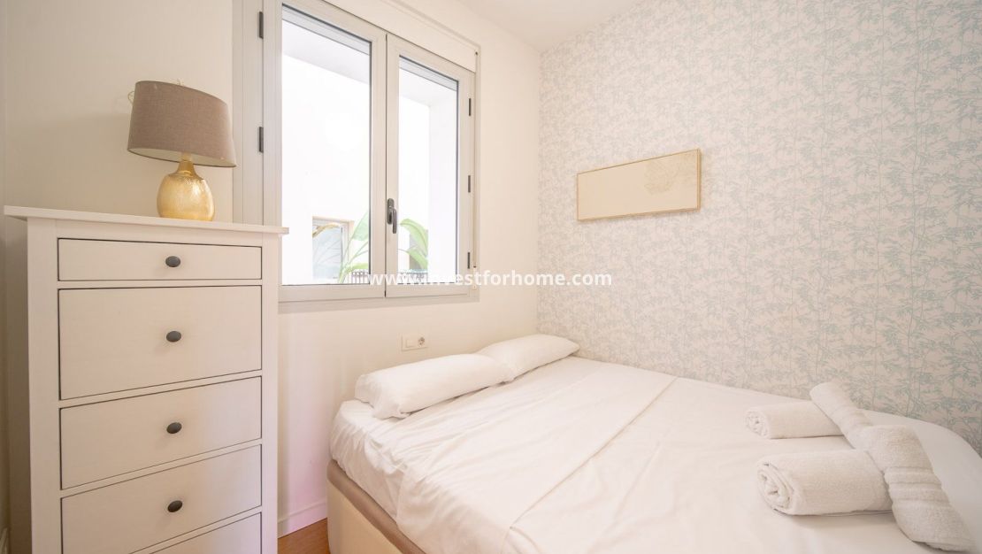 Sale - Apartment - Alicante - Centro