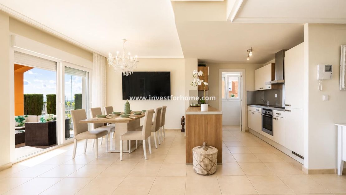 Sale - Apartment - Altaona Golf and Country Club - Inland