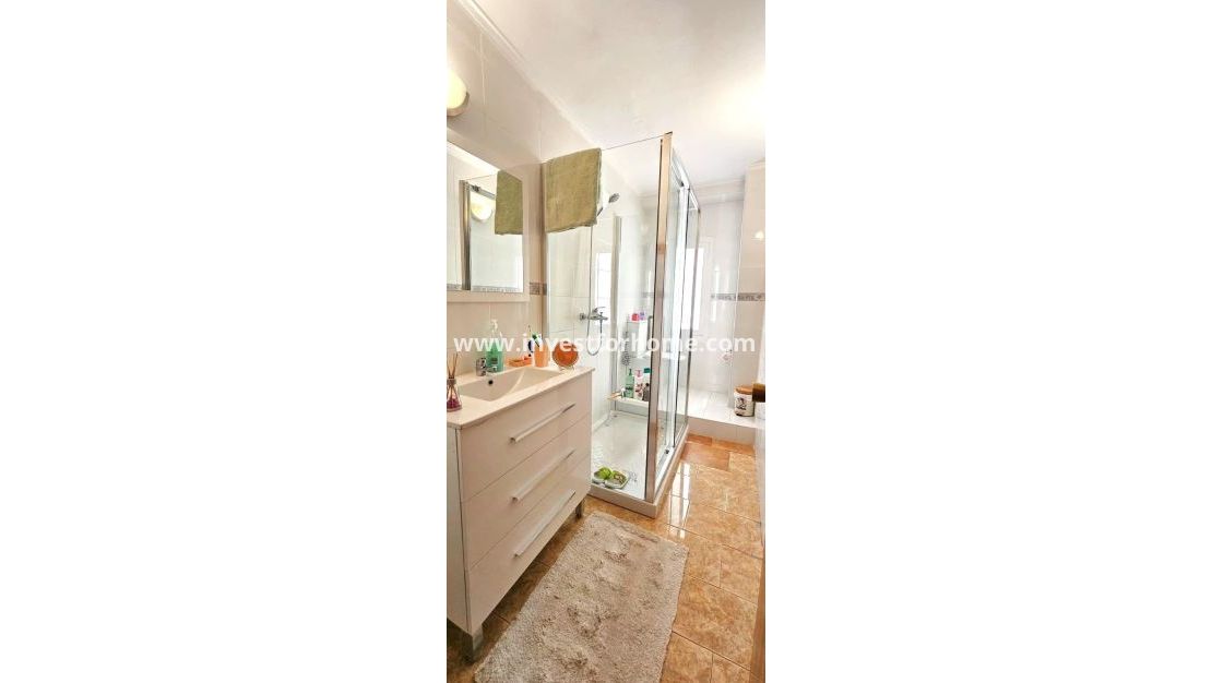 Sale - Apartment - Bigastro - Comunidad Valenciana