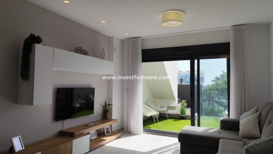 Sale - Apartment - El Raso
