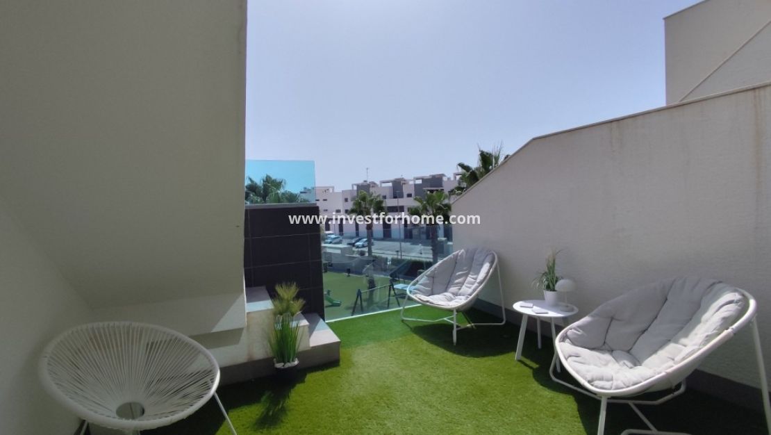 Sale - Apartment - El Raso
