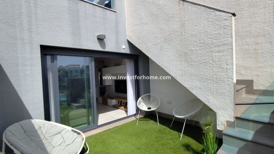 Sale - Apartment - El Raso