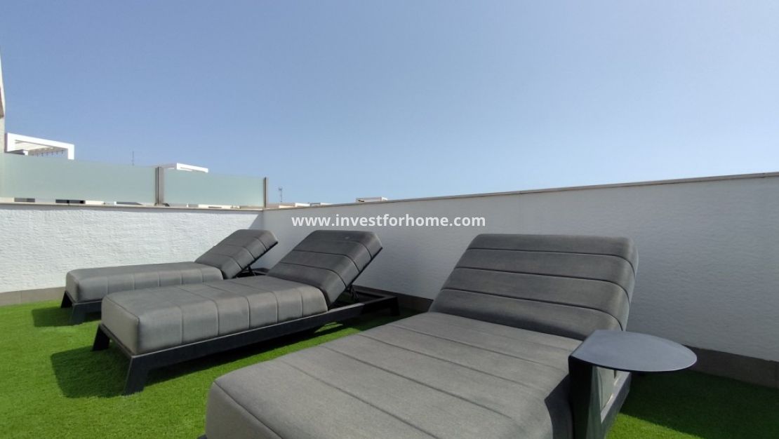 Sale - Apartment - El Raso