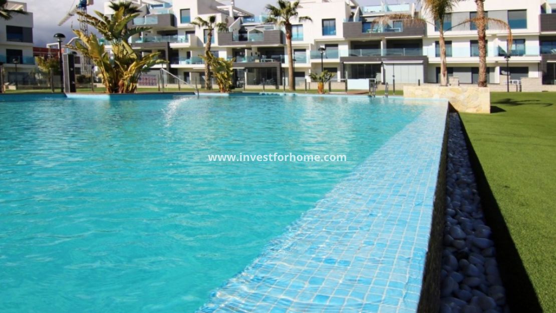 Sale - Apartment - El Raso