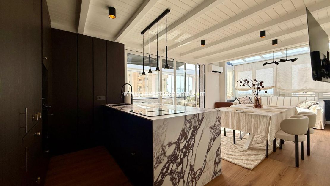 Sale - Apartment - Guardamar del Segura - Centro