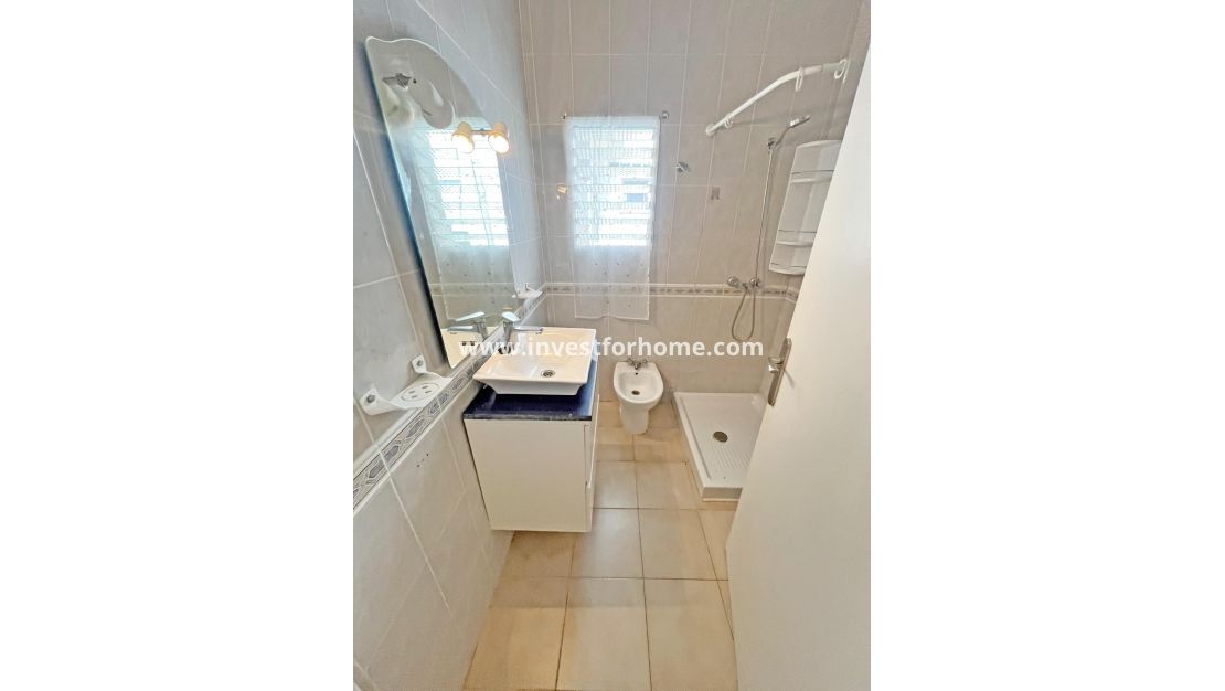 Sale - Apartment - Guardamar del Segura - Centro