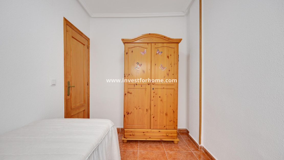 Sale - Apartment - Guardamar del Segura - Pueblo