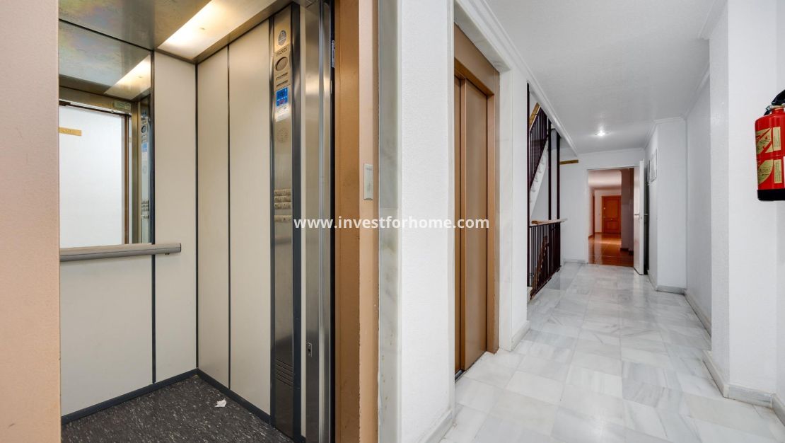 Sale - Apartment - Guardamar del Segura - Pueblo