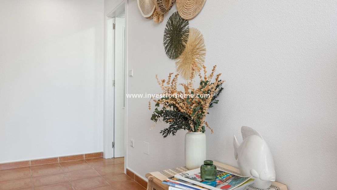Sale - Apartment - Guardamar del Segura - Pueblo