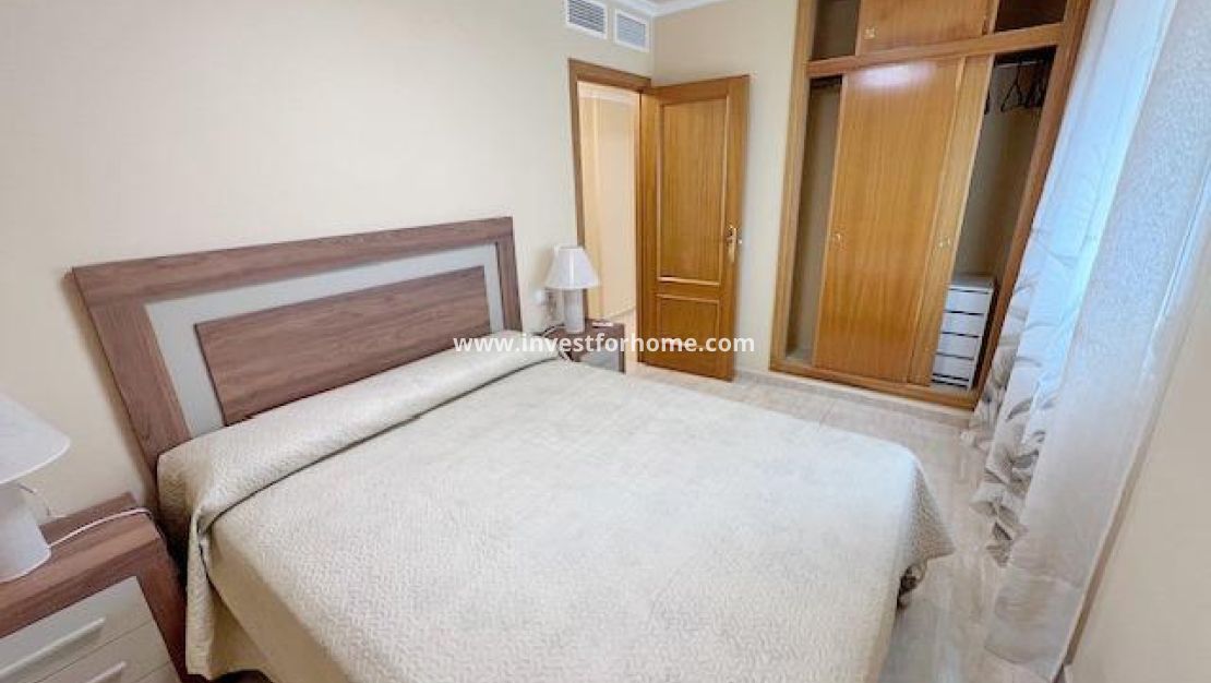 Sale - Apartment - Guardamar del Segura - Puerto Deportivo