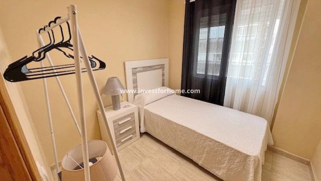 Sale - Apartment - Guardamar del Segura - Puerto Deportivo