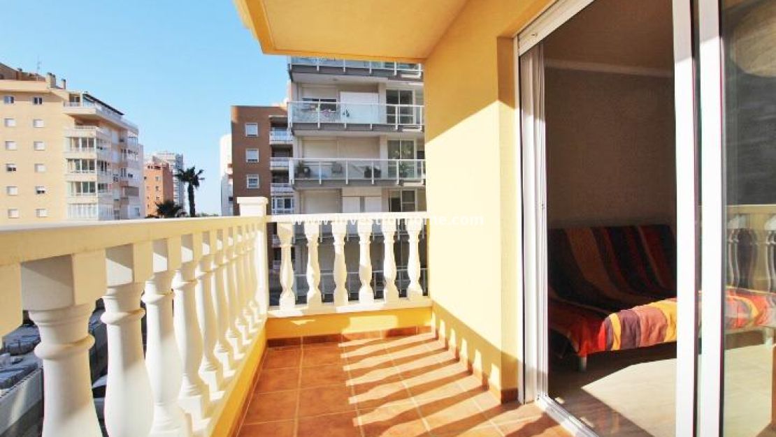 Sale - Apartment - Guardamar del Segura - Puerto Deportivo