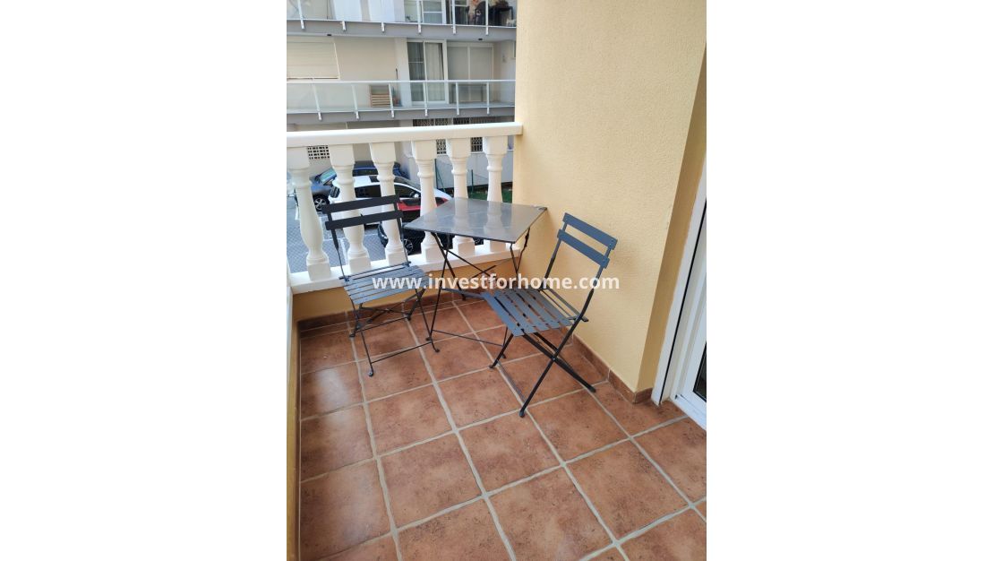 Sale - Apartment - Guardamar del Segura - Puerto Deportivo
