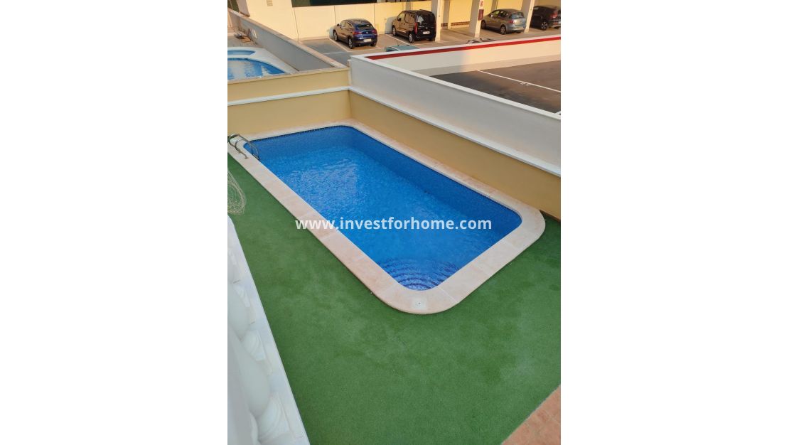 Sale - Apartment - Guardamar del Segura - Puerto Deportivo