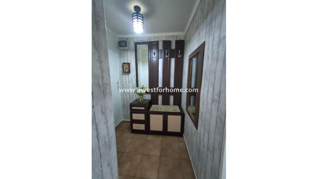 Sale - Apartment - Guardamar del Segura - Zona Pueblo
