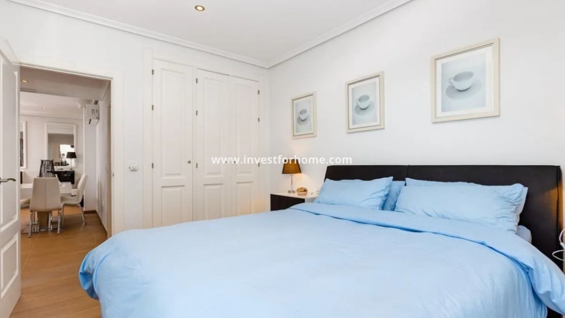 Sale - Apartment - Lomas De Campoamor - Inland