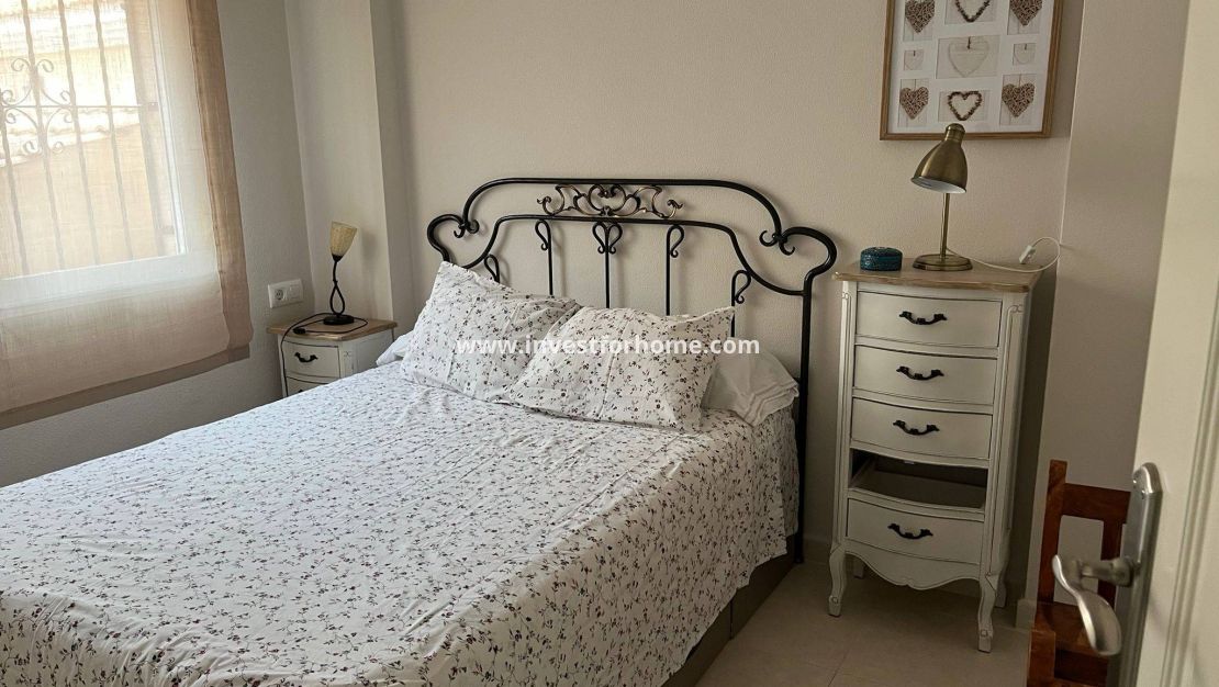 Sale - Apartment - Los Alcázares