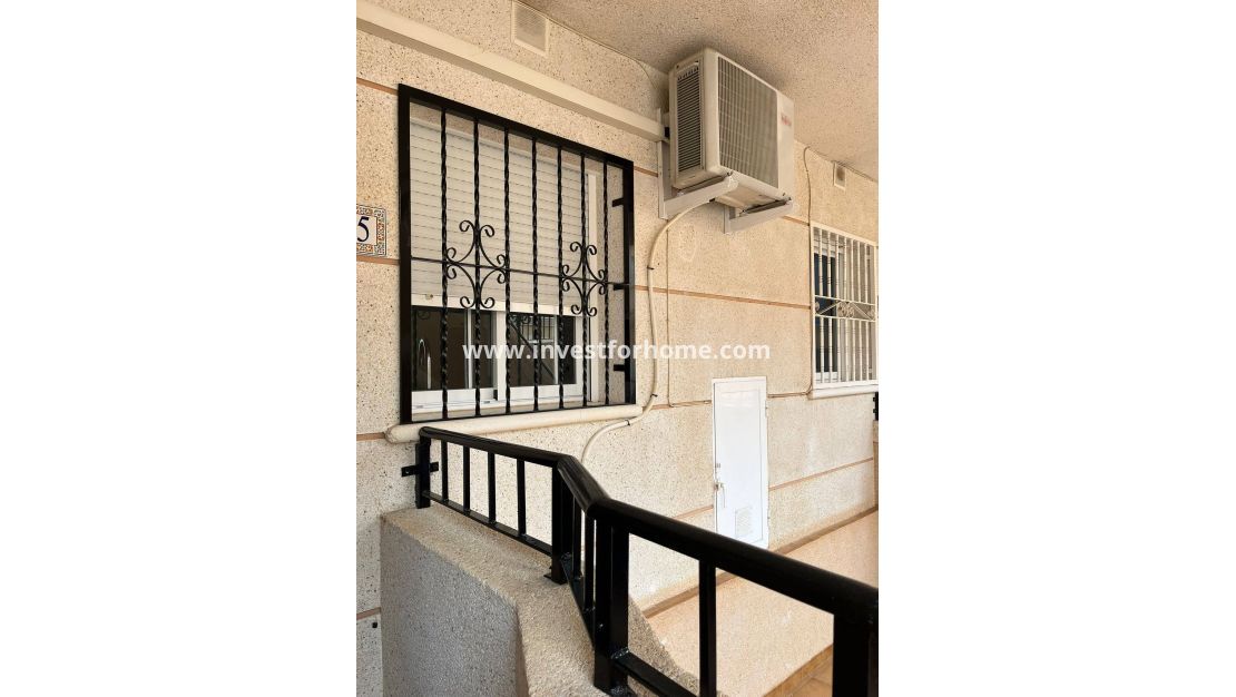 Sale - Apartment - Los Alcázares