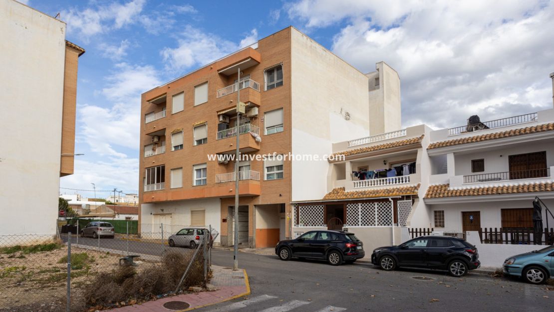 Sale - Apartment - Los Montesinos - Costa Blanca