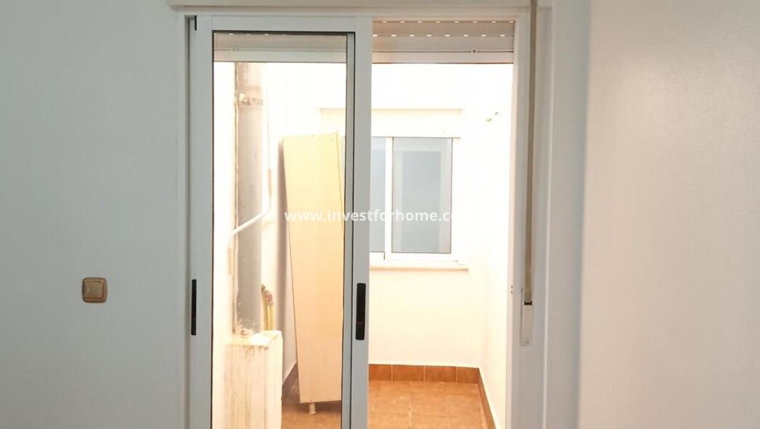 Sale - Apartment - Los Montesinos - PUEBLO CENTRO