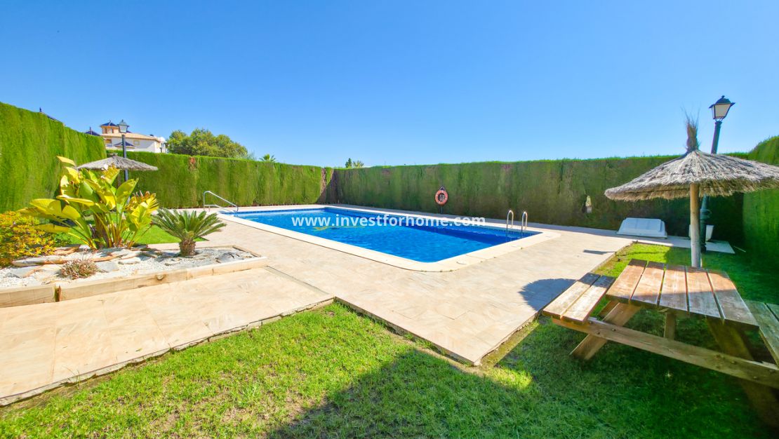 Sale - Apartment - Orihuela Costa - Cabo Roig
