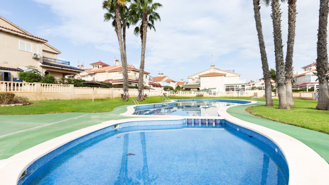 Sale - Apartment - Orihuela Costa - Costa Blanca