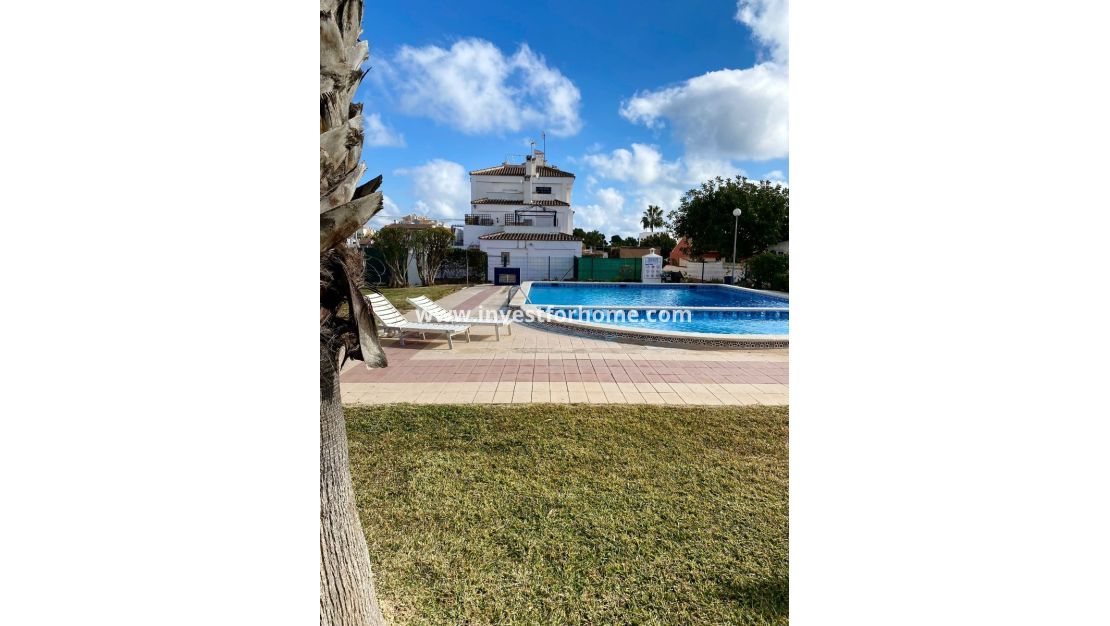 Sale - Apartment - Orihuela Costa - Costa Blanca