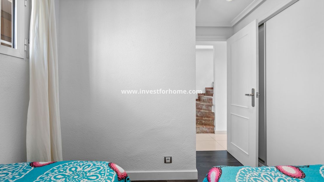 Sale - Apartment - Orihuela Costa - Costa Blanca