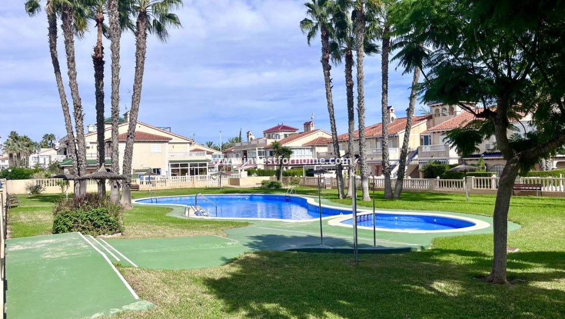 Sale - Apartment - Orihuela Costa - Costa Blanca
