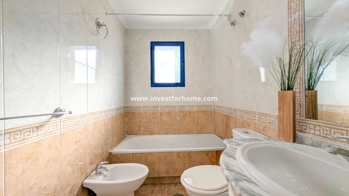 Sale - Apartment - Orihuela Costa - Costa Blanca