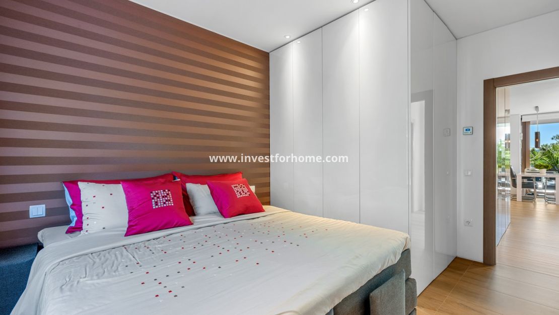 Sale - Apartment - Orihuela Costa - Costa Blanca