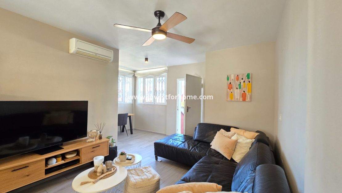 Sale - Apartment - Orihuela Costa - Costa Blanca